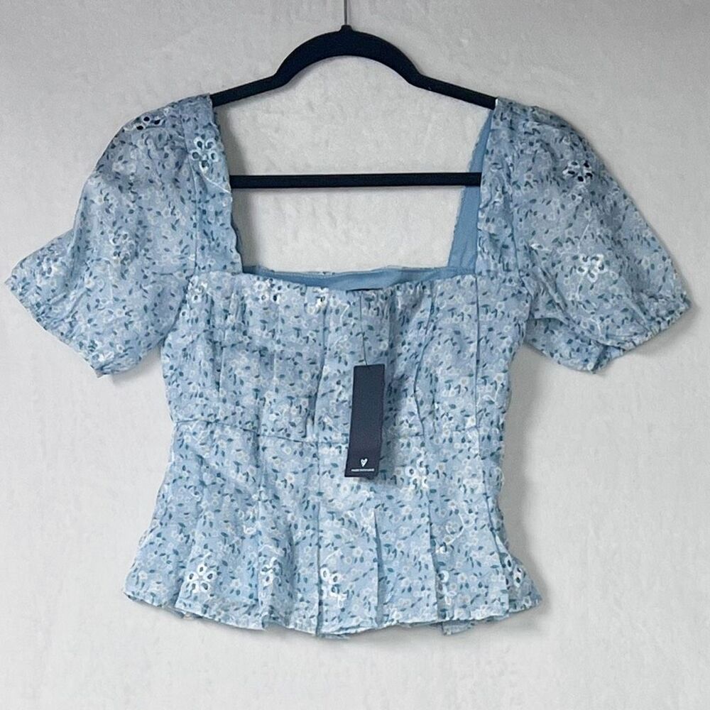 Lulus Dainty Effect Blue Floral Embroidered Pleated Puff Sleeve Top Size XS NWT - Picture 5 of 11